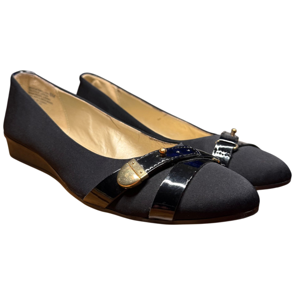 BANDOLINO Vermillion Women's 8 Black Wedge Flats Comfort Shoes Gold Buckle - Picture 3 of 12
